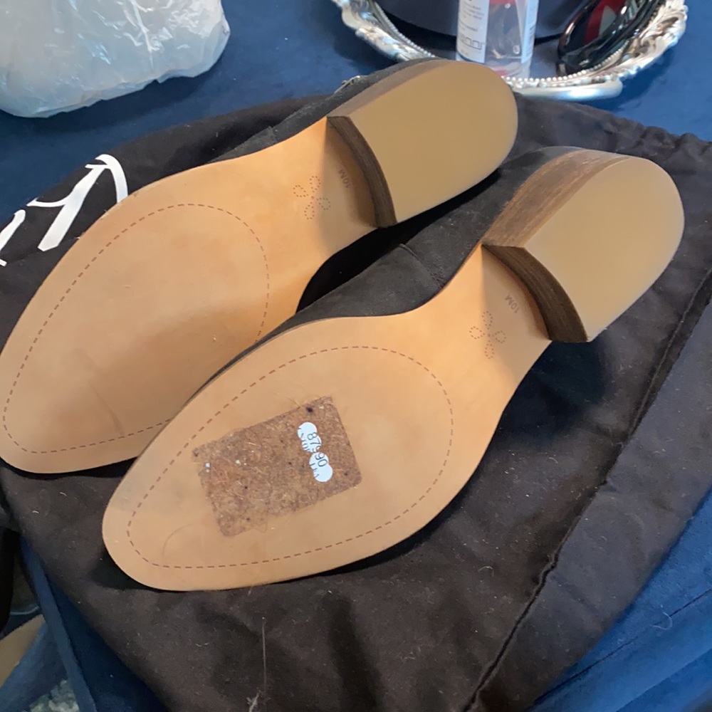 Suede booties - Picture 2 of 4